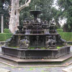 Fontana dei Delfini