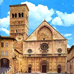 아씨시：성 루피노 대성당