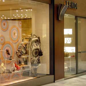 볼로냐의 펜디 FENDI