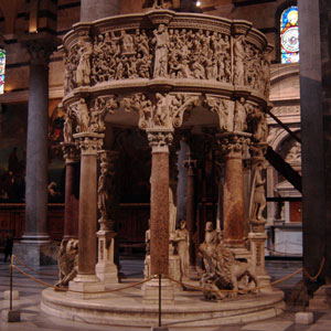 피사의 두오모 설교단